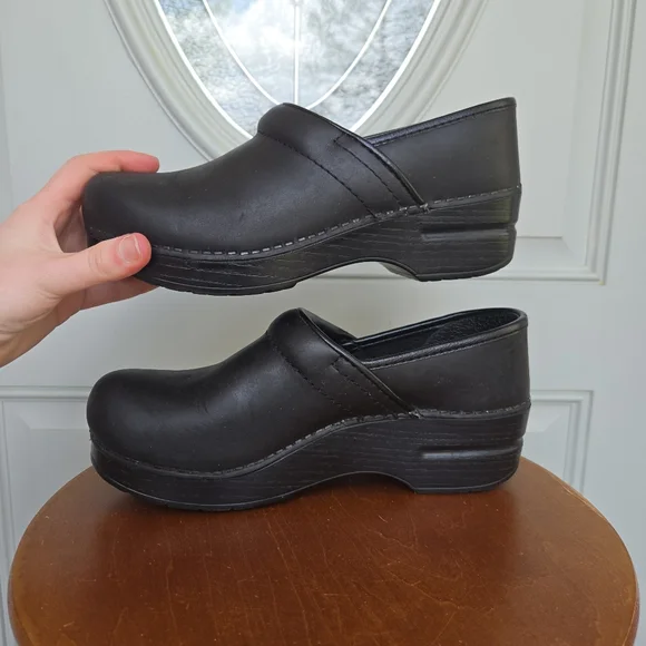 Dansko Professional Black Leather Clogd - Picture 6 of 8